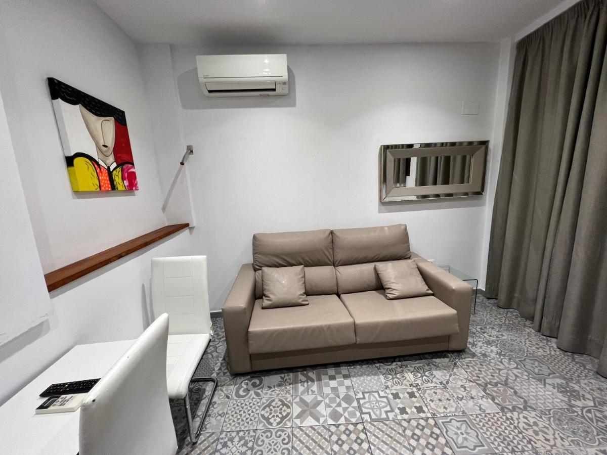 Apartamentos Royal Urban Granada Dış mekan fotoğraf