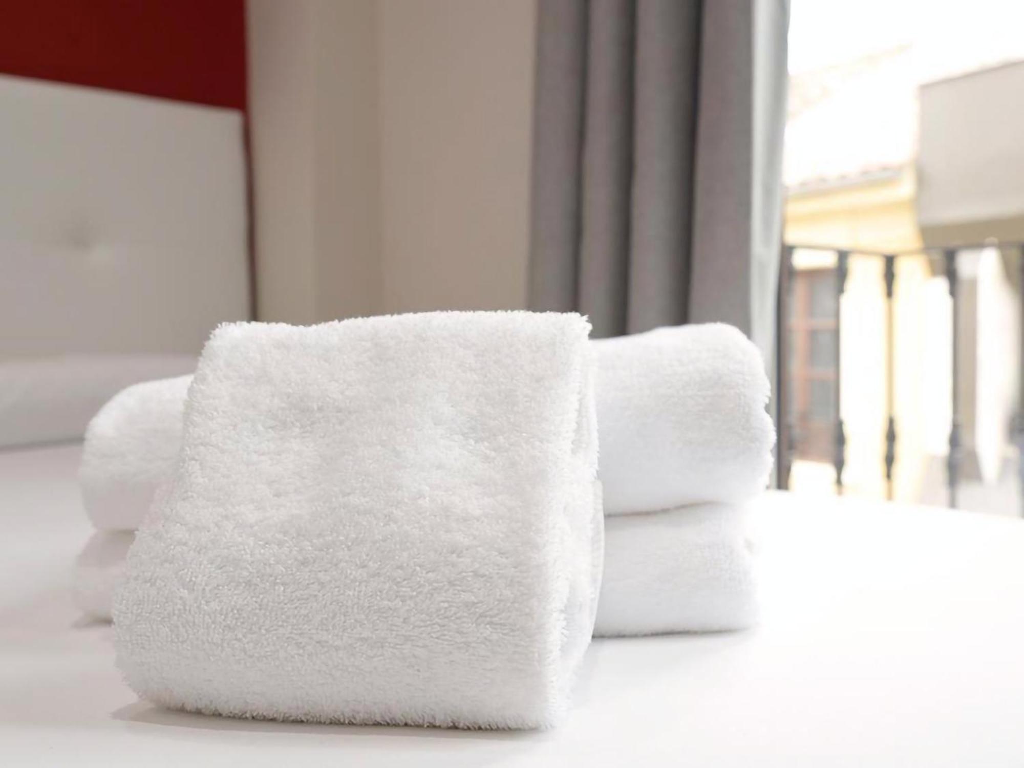 Apartamentos Royal Urban Granada Dış mekan fotoğraf